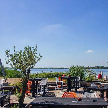 Chalet Op Camping Lauwersoog Met 3 Slaapkamers En Vaatwasser - Joycasa エクステリア 写真