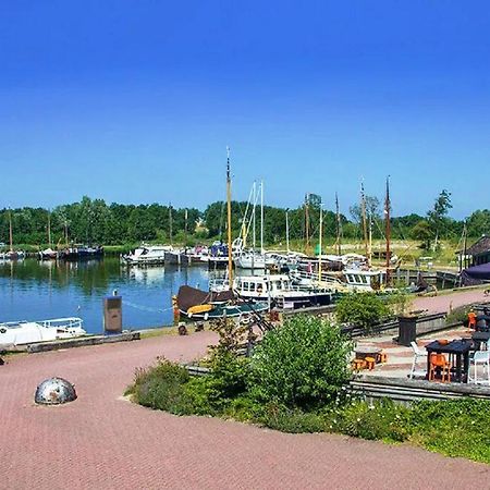 Chalet Op Camping Lauwersoog Met 3 Slaapkamers En Vaatwasser - Joycasa エクステリア 写真