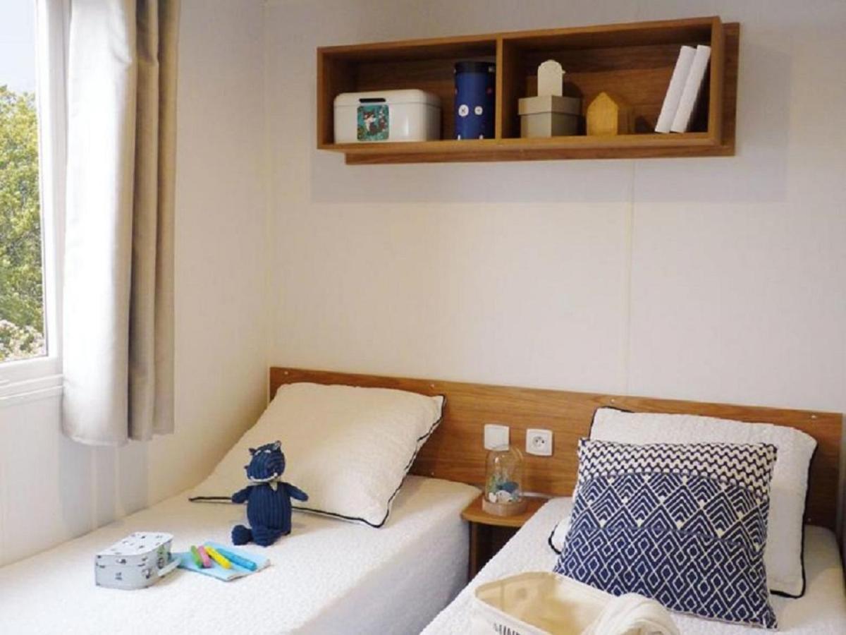Chalet Op Camping Lauwersoog Met 3 Slaapkamers En Vaatwasser - Joycasa エクステリア 写真