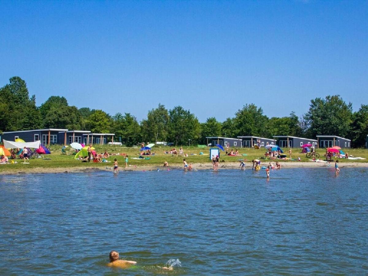 Chalet Op Camping Lauwersoog Met 3 Slaapkamers En Vaatwasser - Joycasa エクステリア 写真